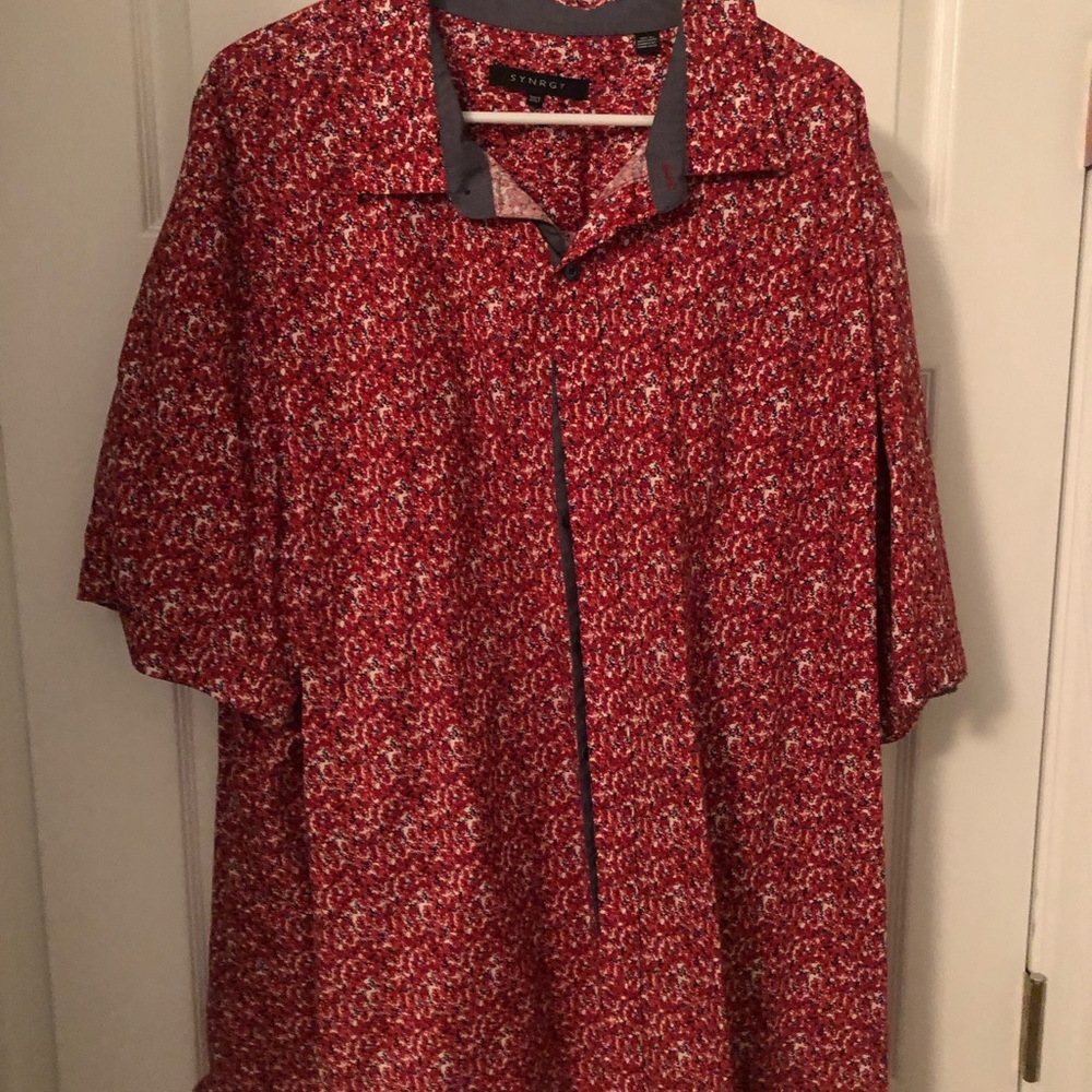 Short sleeve button shirt